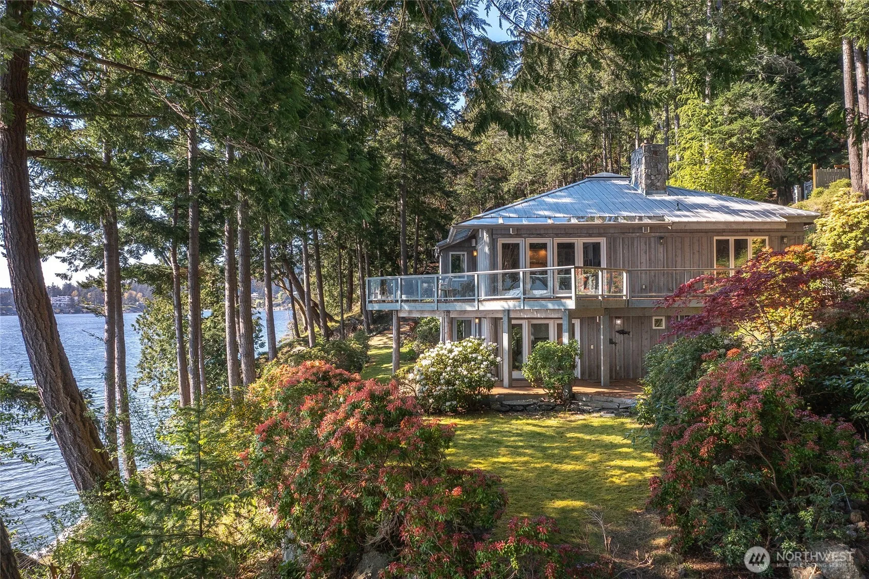Property photo for 1424 Palisades Drive, Orcas Island photo 2