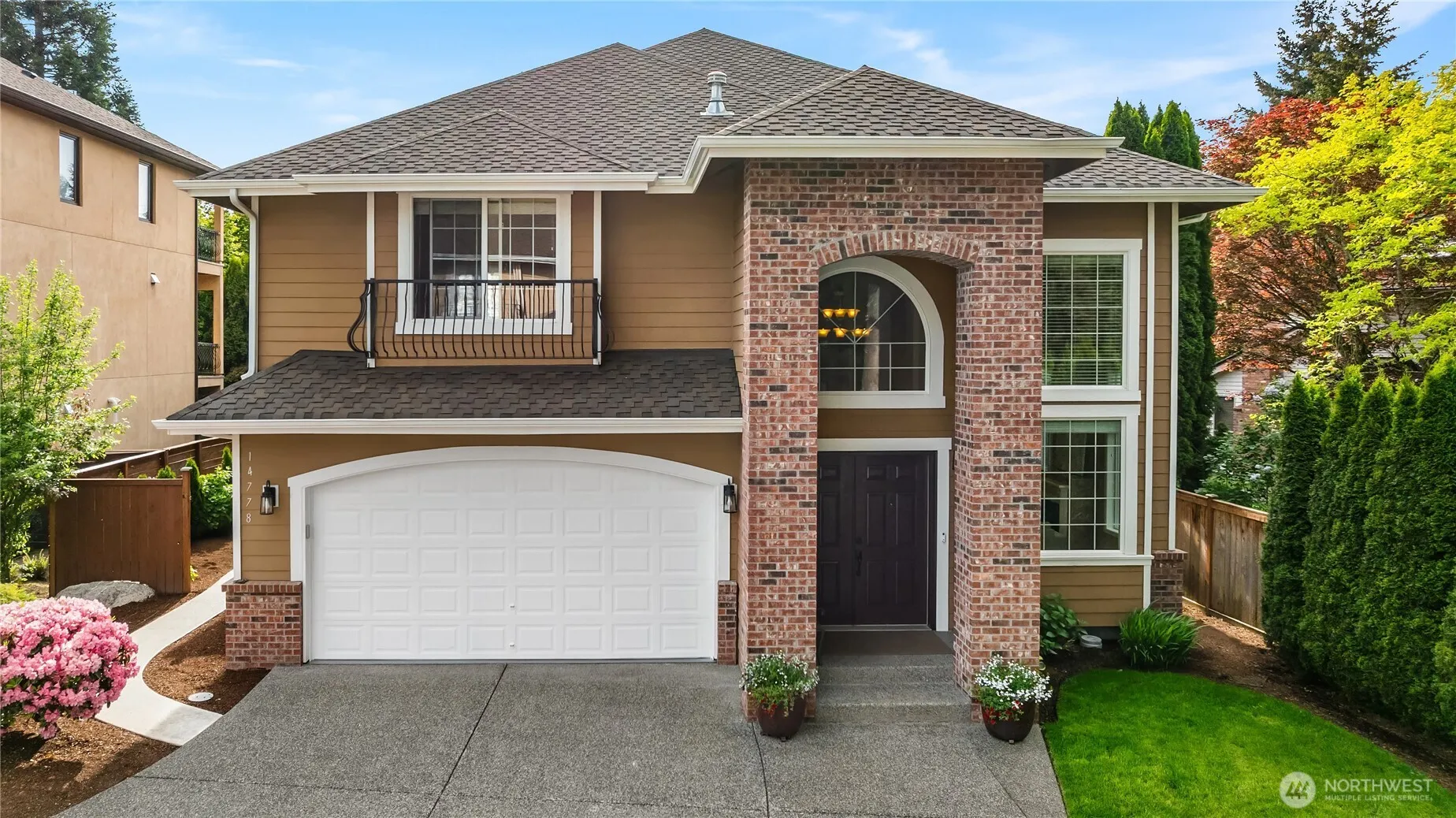 Property photo for 14778 Ne 60th Court, Redmond, WA 98052