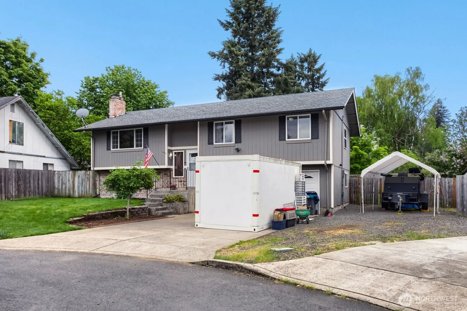 Property photo for 9905 Ne Heron Circle, Vancouver photo 2