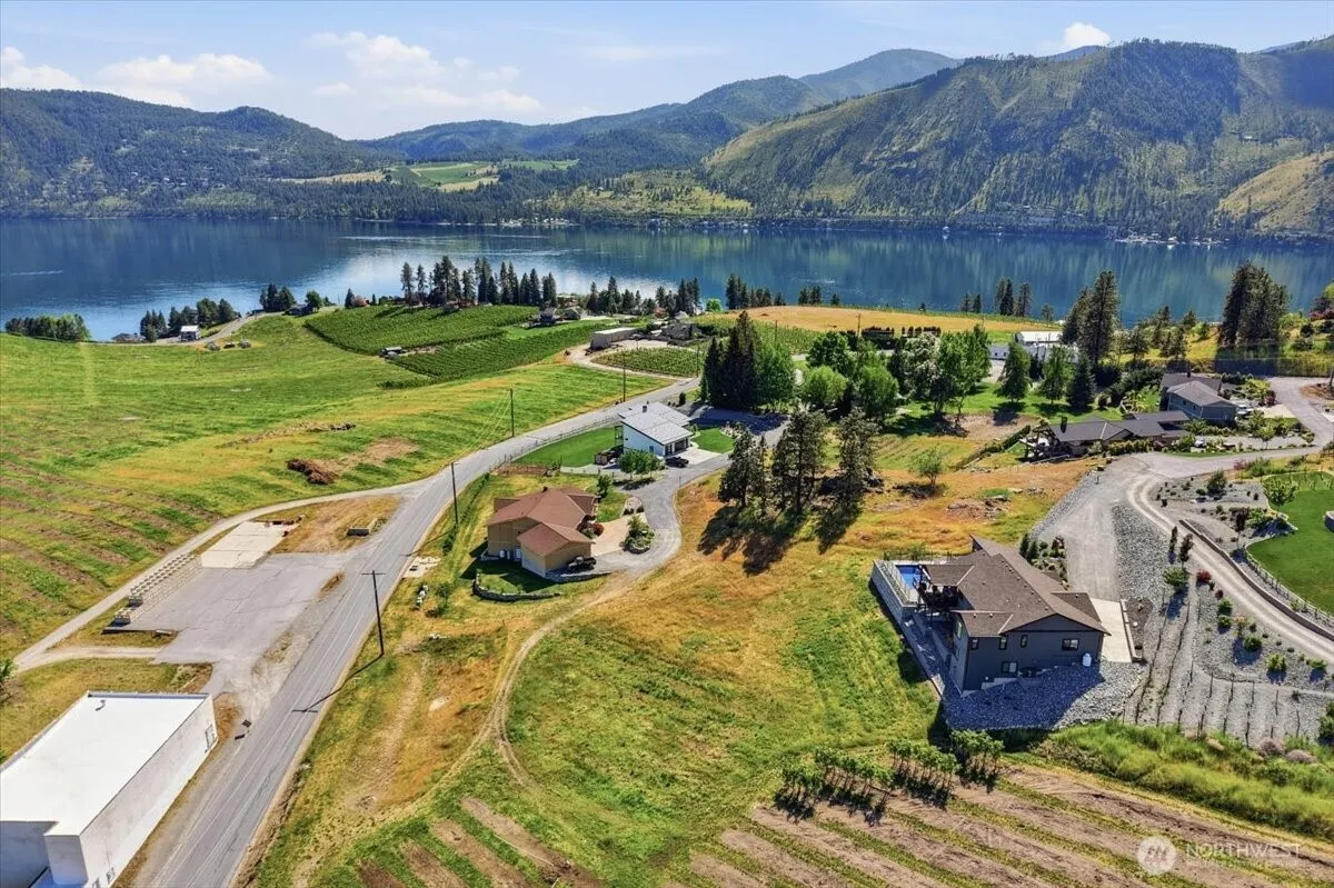Property photo for 76 Firenza Lane, Manson