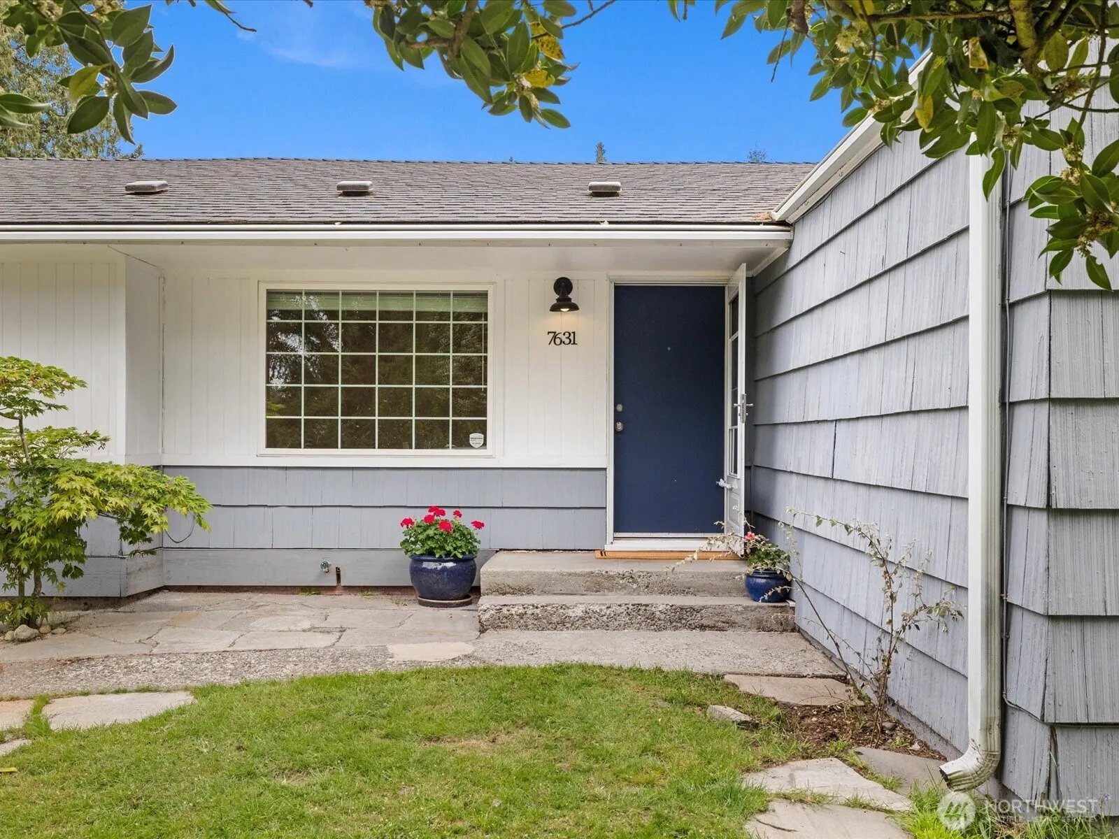 Property photo for 7631 201st Street Sw, Edmonds photo 2