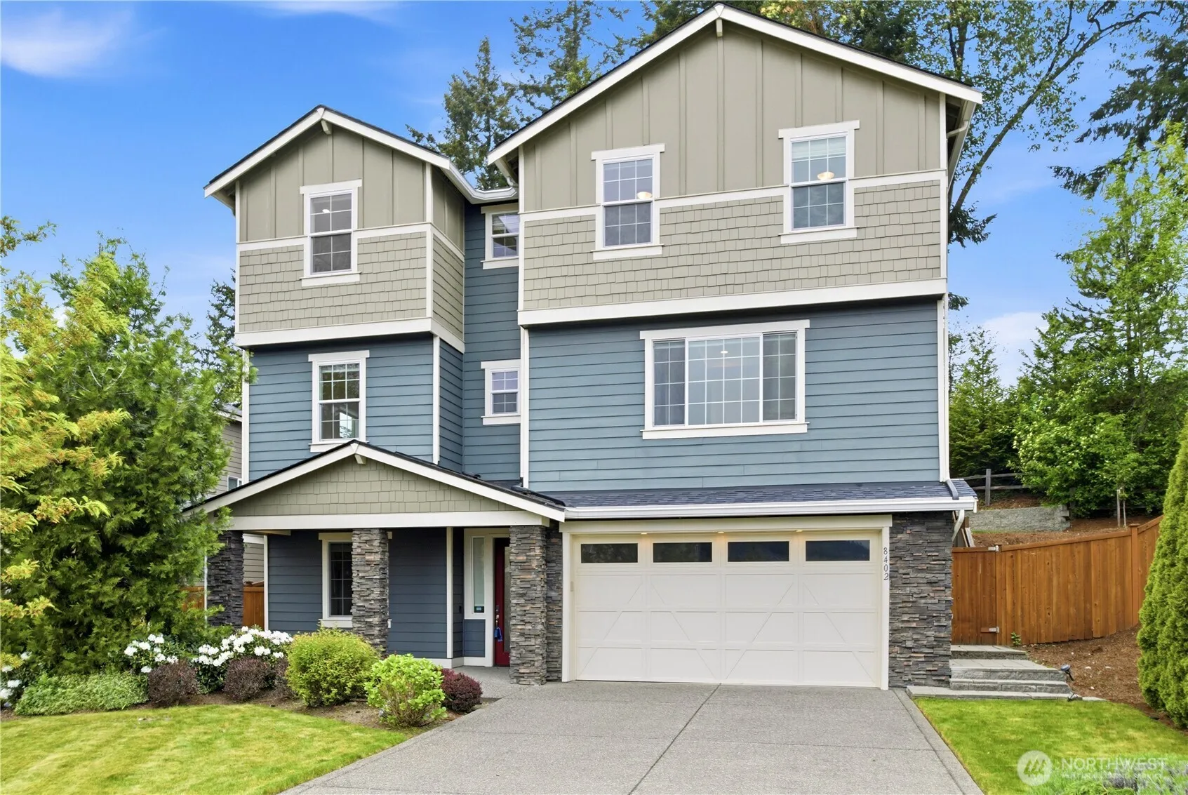 Property photo for 8402 121st Place Se, Newcastle