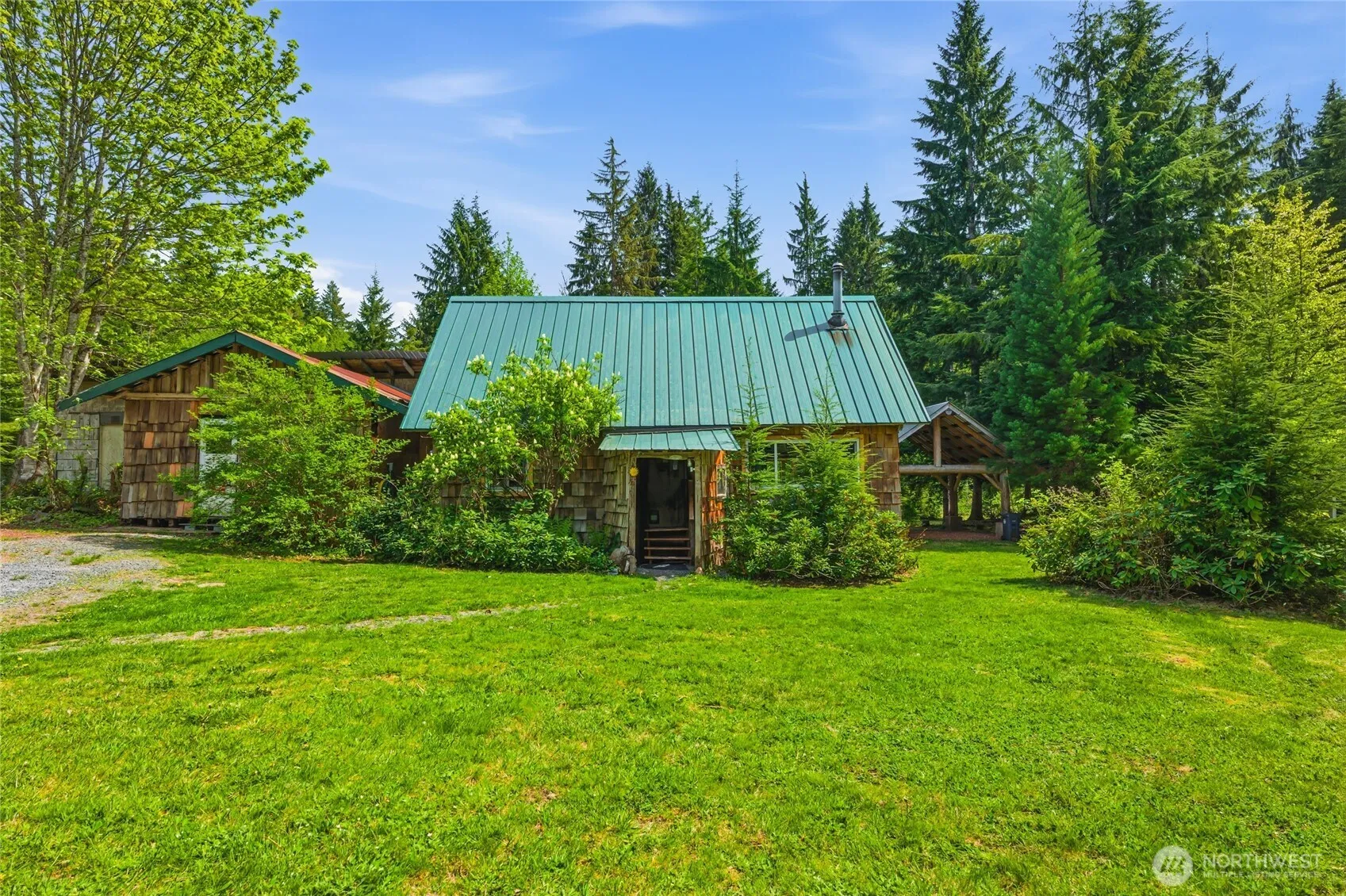 Property photo for 33822 State Route 706 E, Ashford