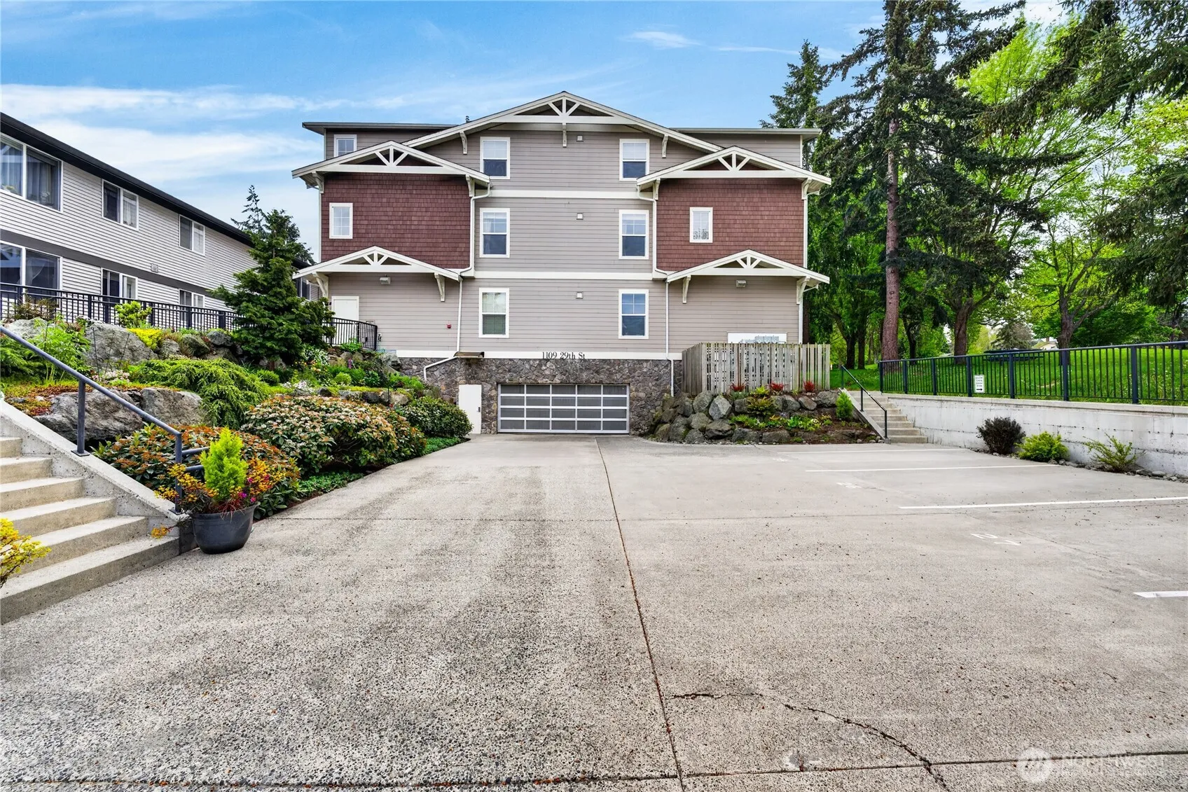 Property photo for 1109 29th Street #301, Anacortes photo 2