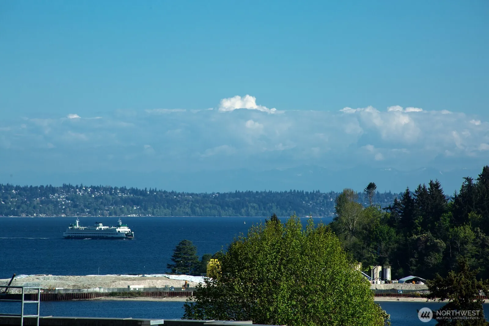 Property photo for 170 Harbor Sq Loop Ne #a-411, Bainbridge Island photo 3