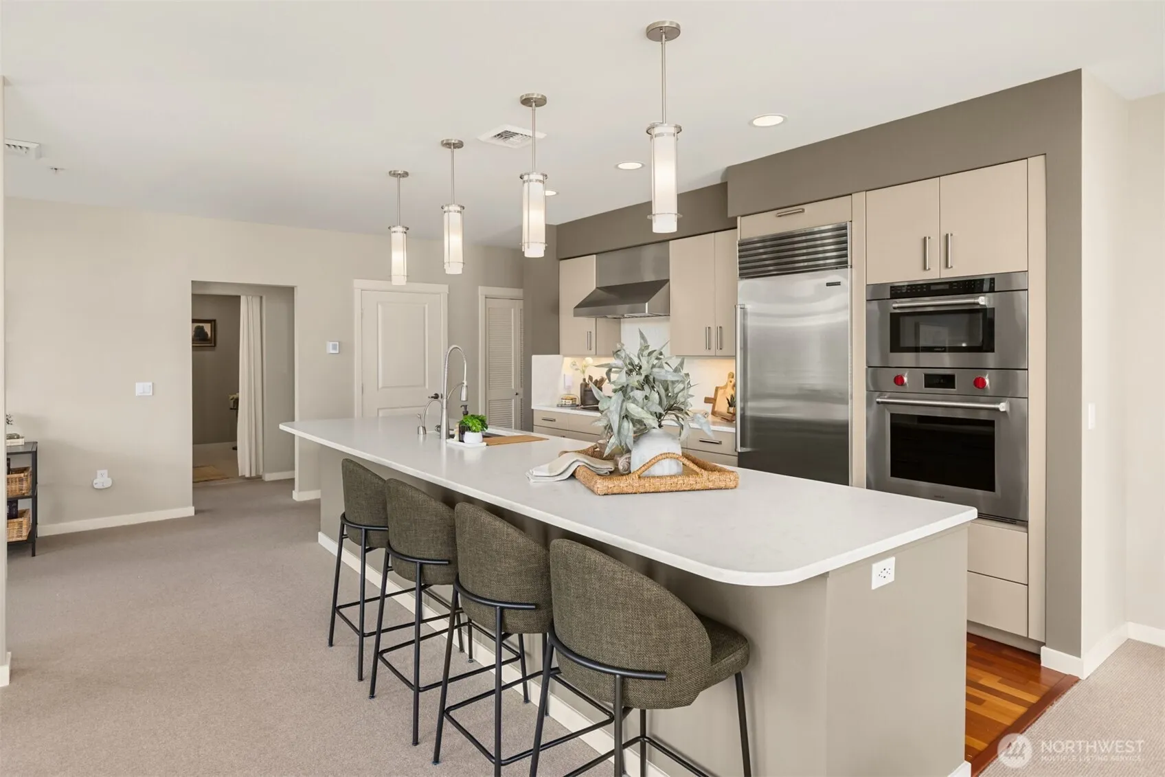 Property photo for 170 Harbor Sq Loop Ne #a-411, Bainbridge Island photo 4