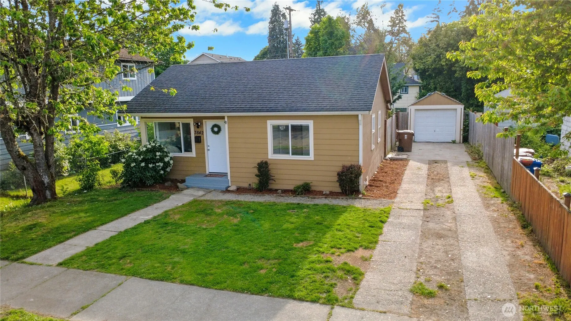 Property photo for 3842 E K Street, Tacoma photo 2