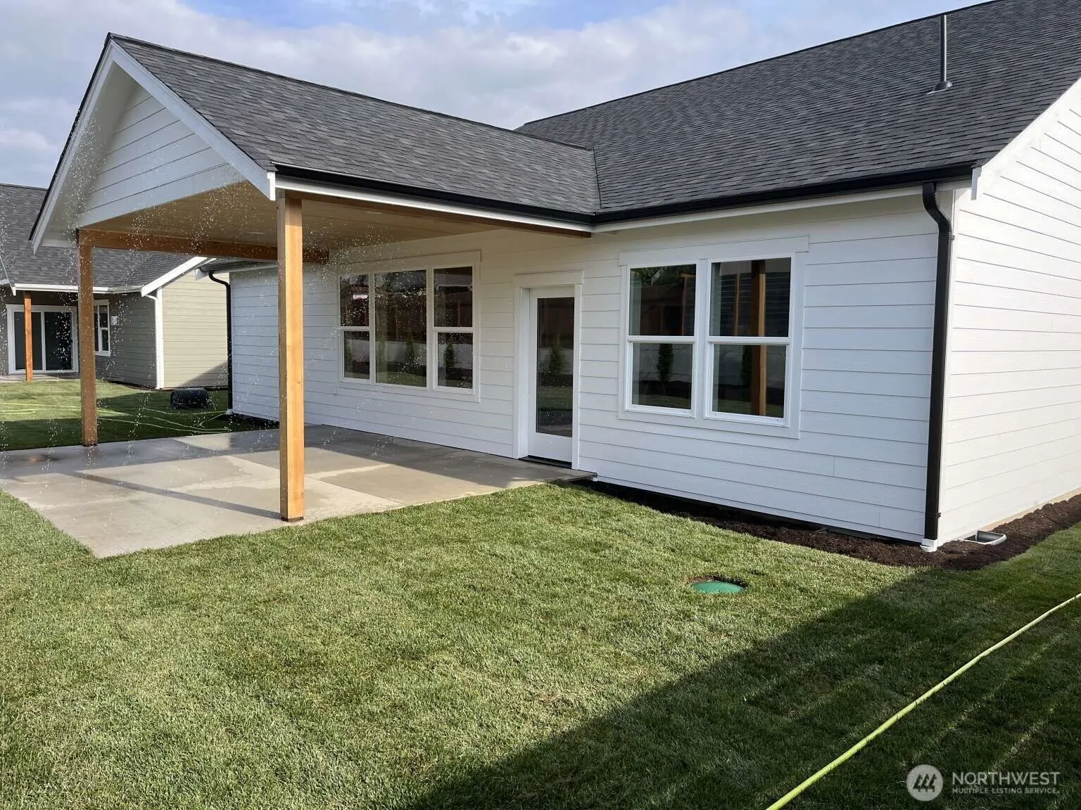 Property photo for 2180 Lagerwey Circle, Lynden photo 2