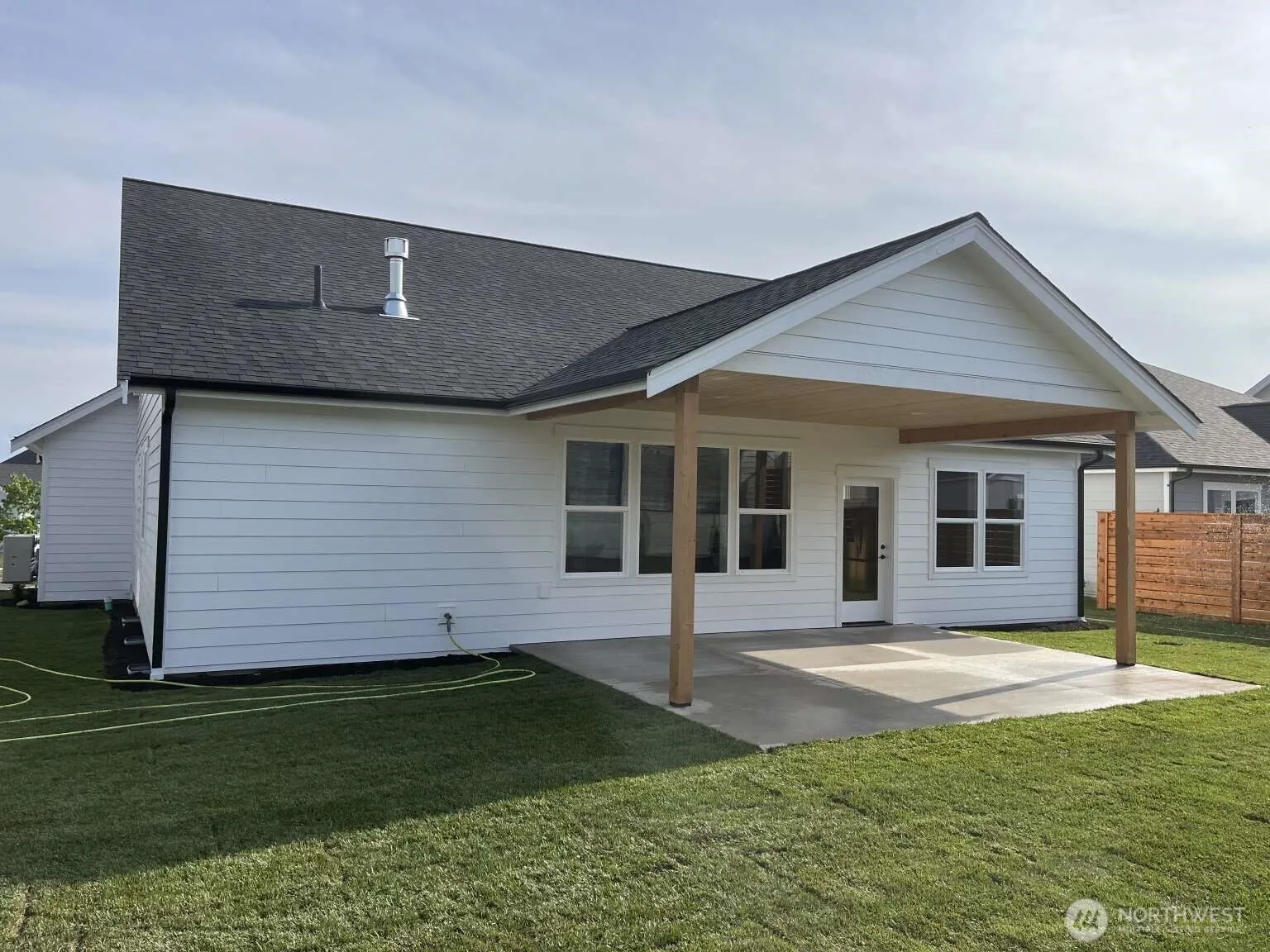 Property photo for 2180 Lagerwey Circle, Lynden photo 3