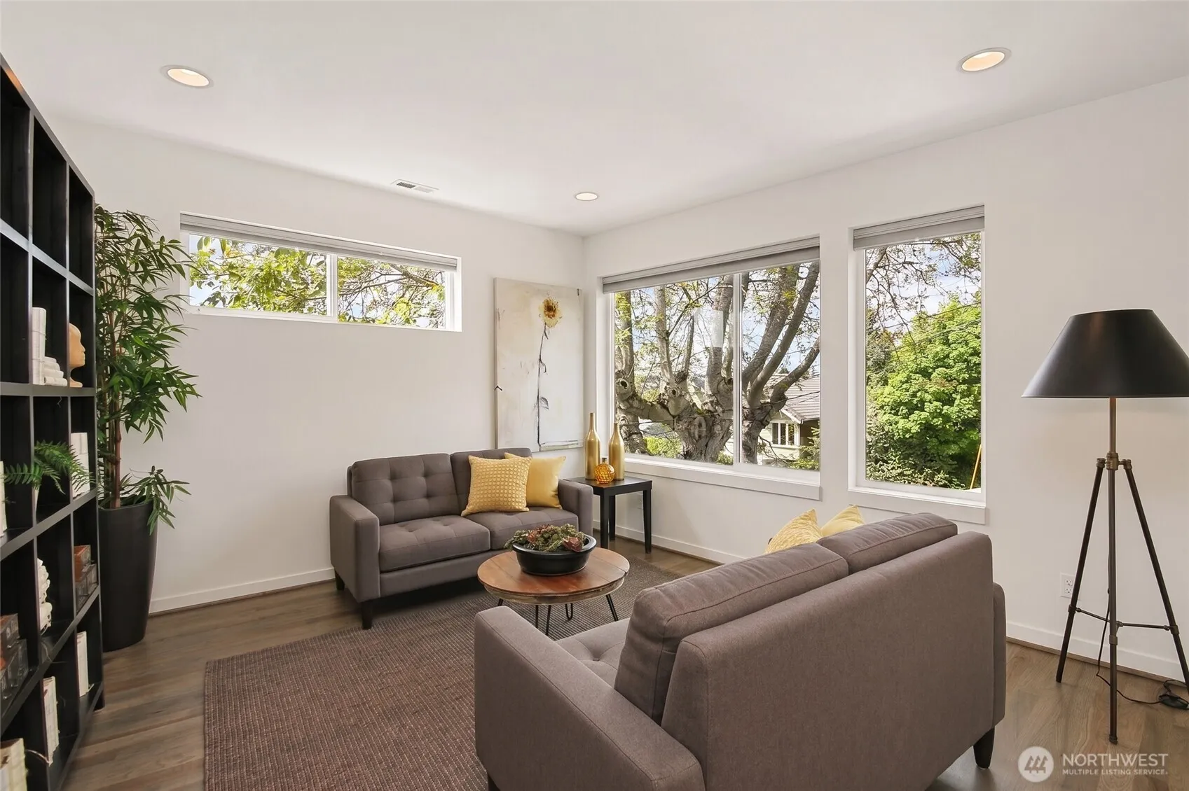 Property photo for 221 Nw 50th Street, Seattle photo 4