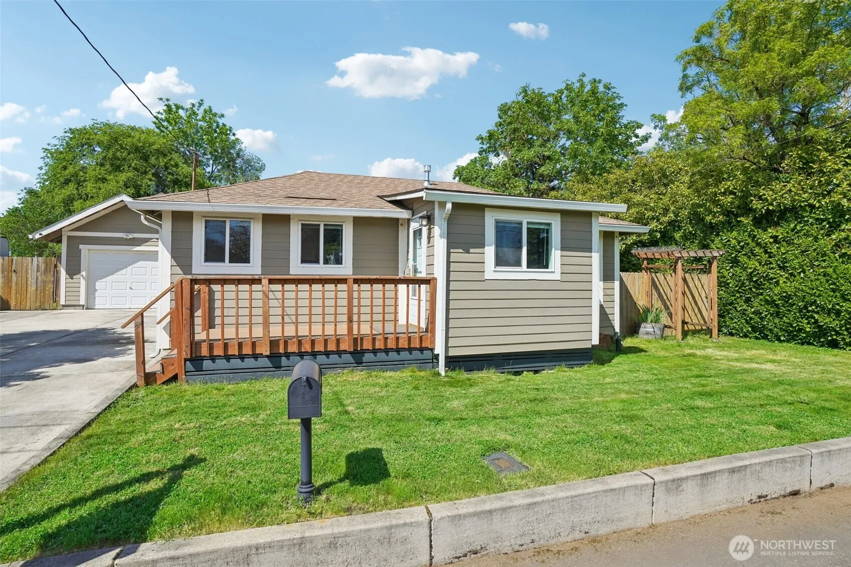 Property photo for 9810 Ne 3rd Street, Vancouver photo 4