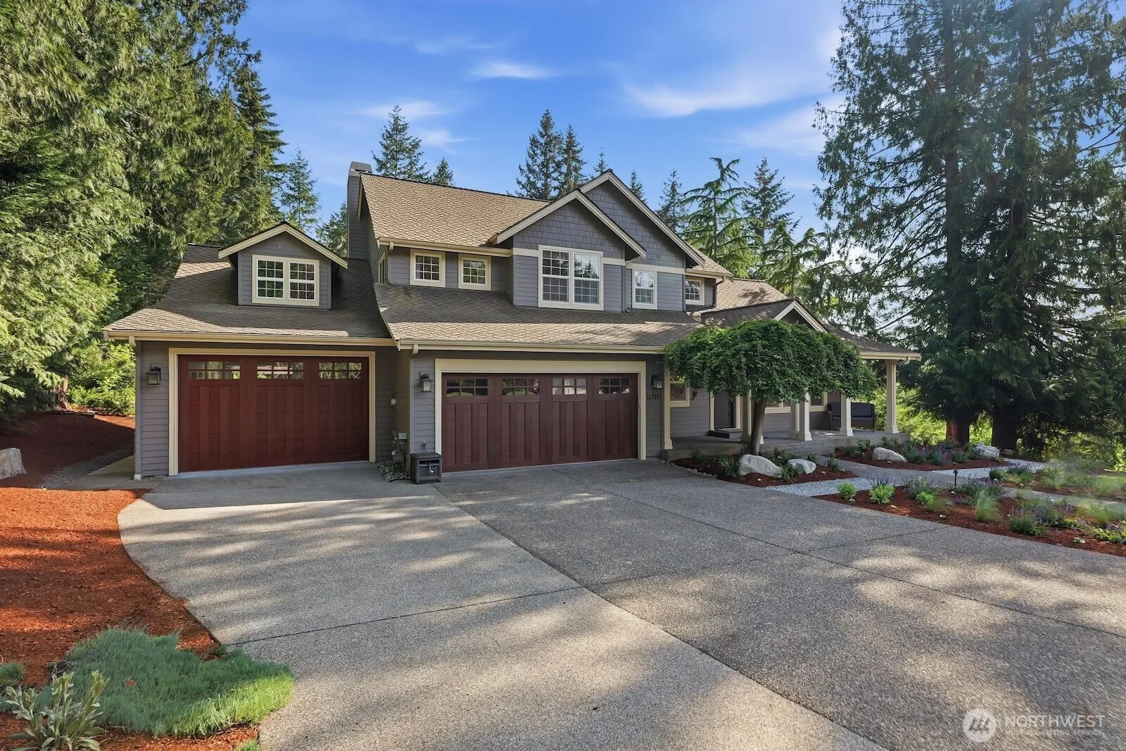 Property photo for 11720 201st Place Ne, Redmond photo 3
