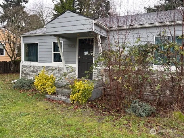 Property photo for 11704 40th Avenue Ne, Seattle