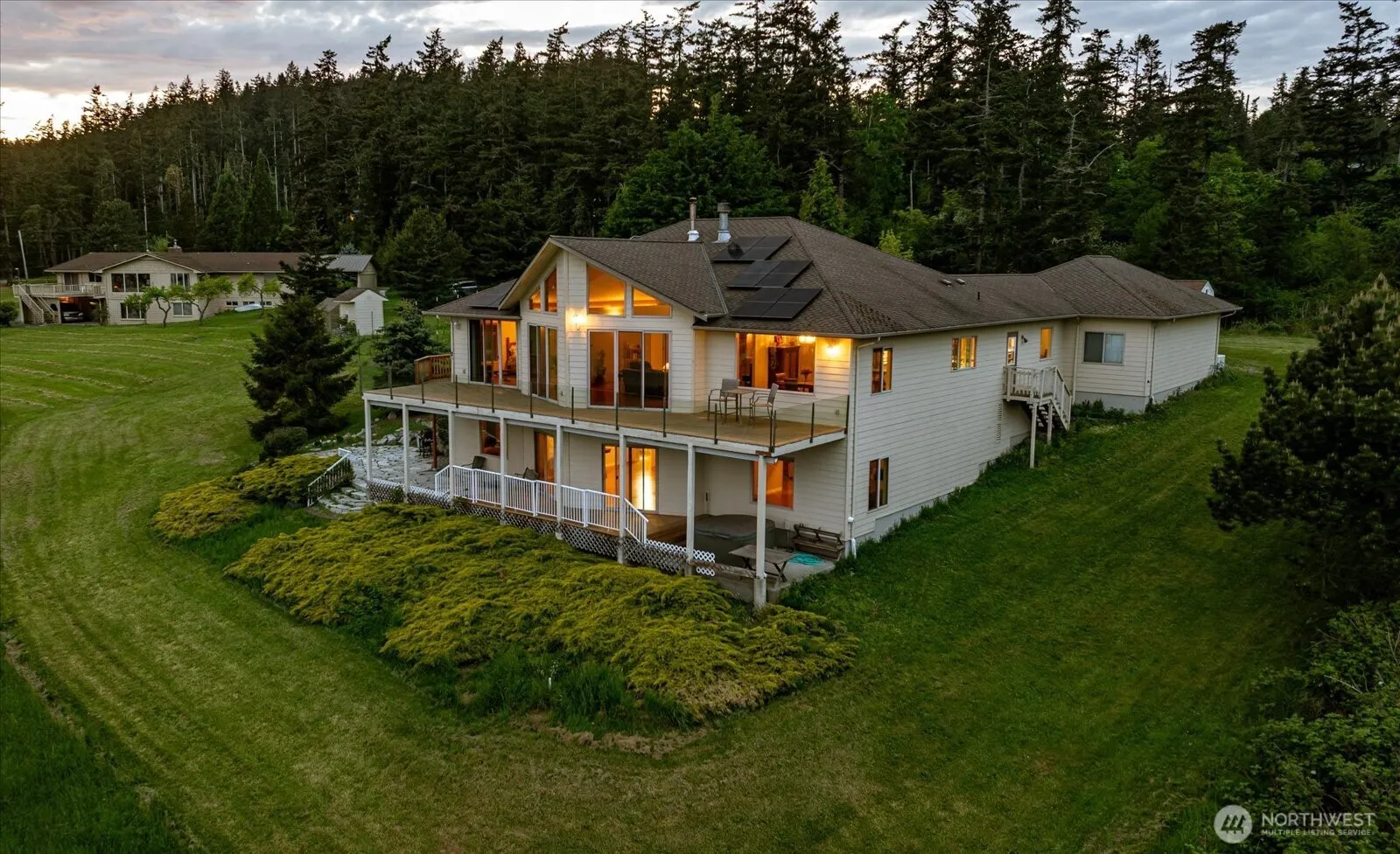 Property photo for 2364 Strawberry Point Road, Oak Harbor photo 2