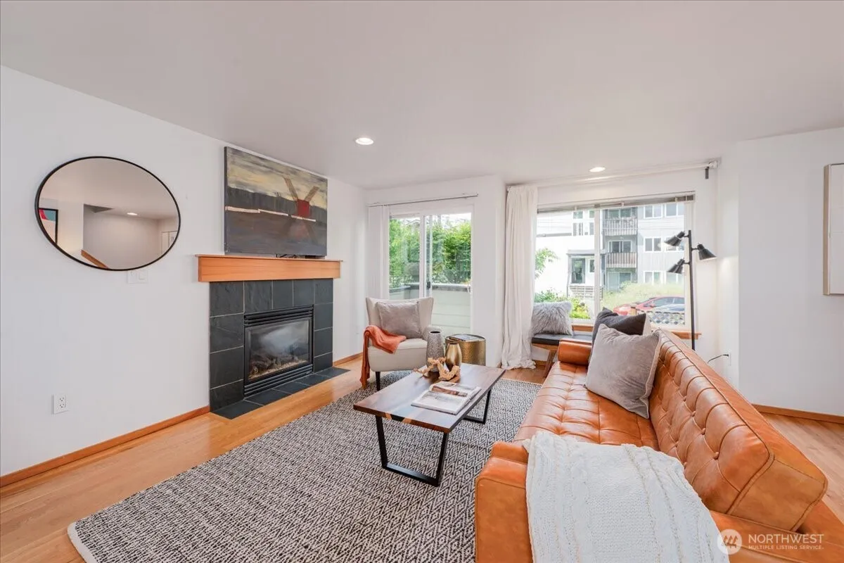 Property photo for 1145 N 91st Street #a, Seattle photo 4