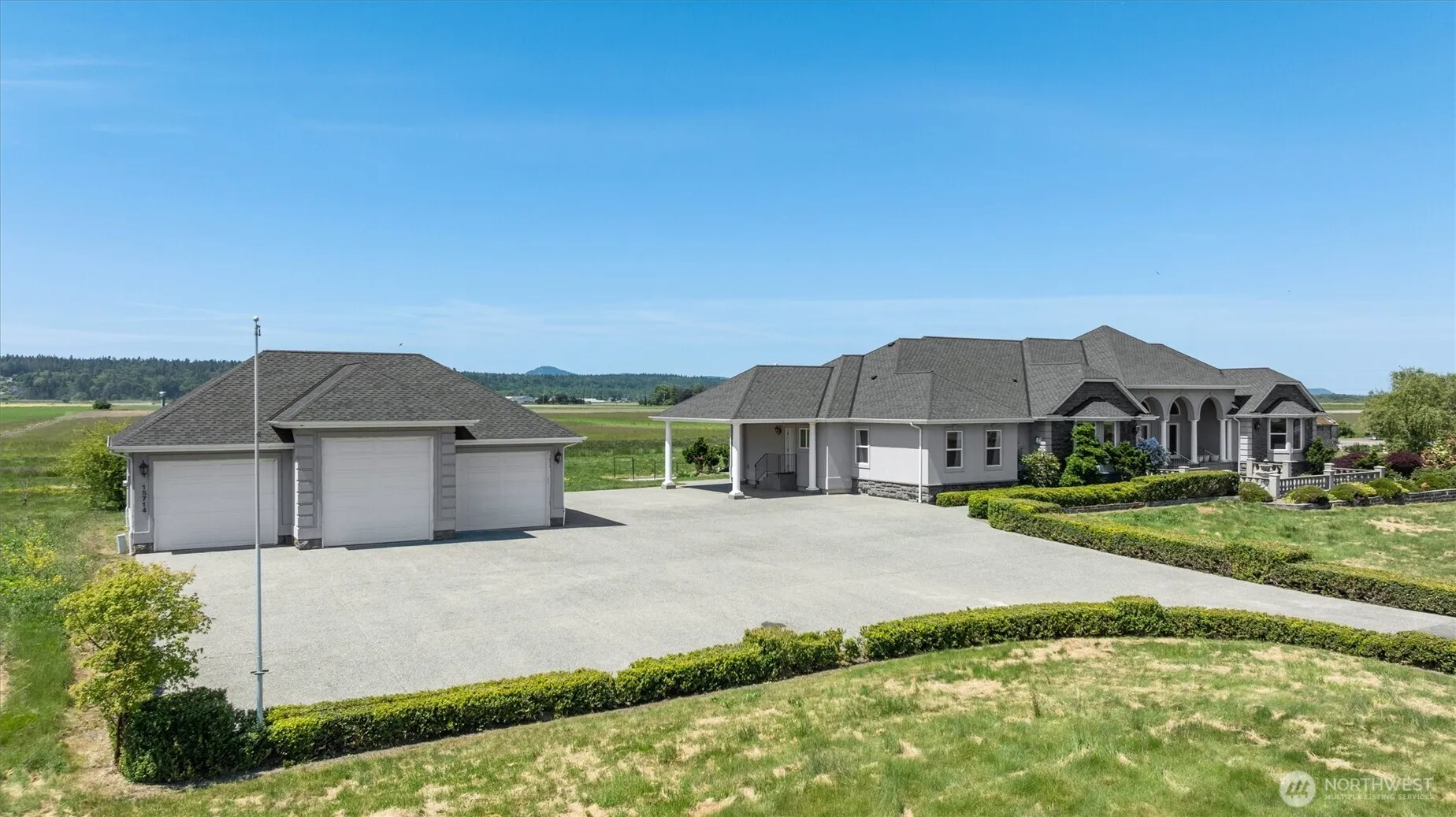 Property photo for 15714 Laconner Whitney Road, La Conner photo 2