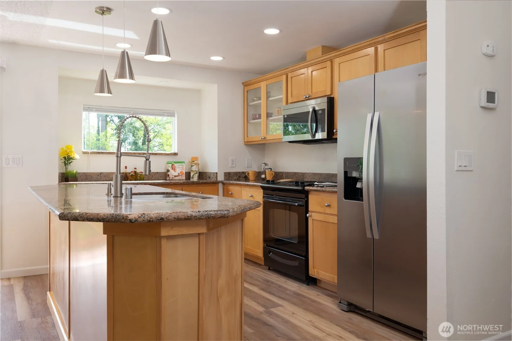 Property photo for 33717 40th Court Sw, Federal Way photo 5
