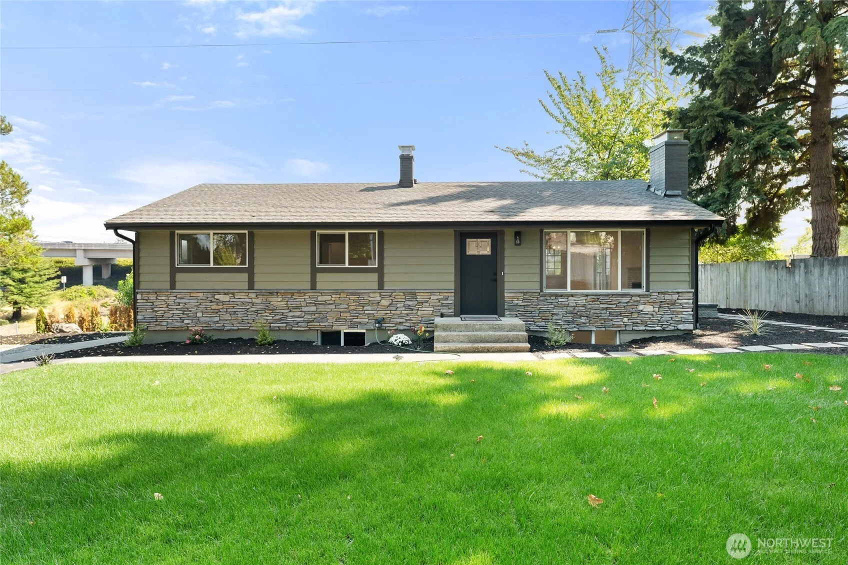 12215 Se 35th Street, Bellevue