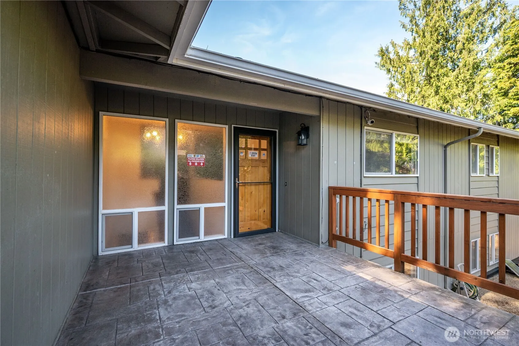 Property photo for 2441 W Lynnwood Drive, Longview photo 3