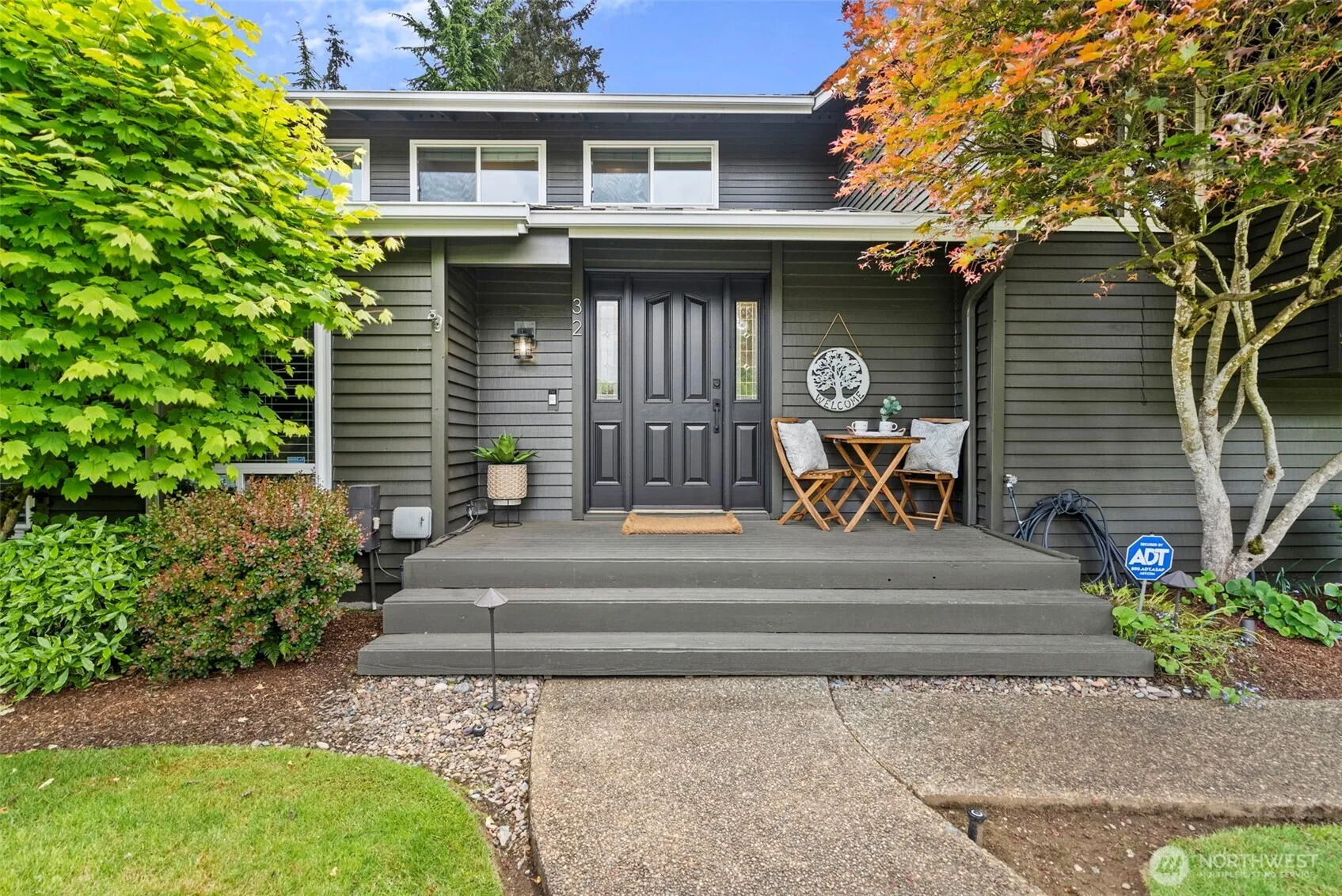 Property photo for 32 Cascade Key, Bellevue photo 2