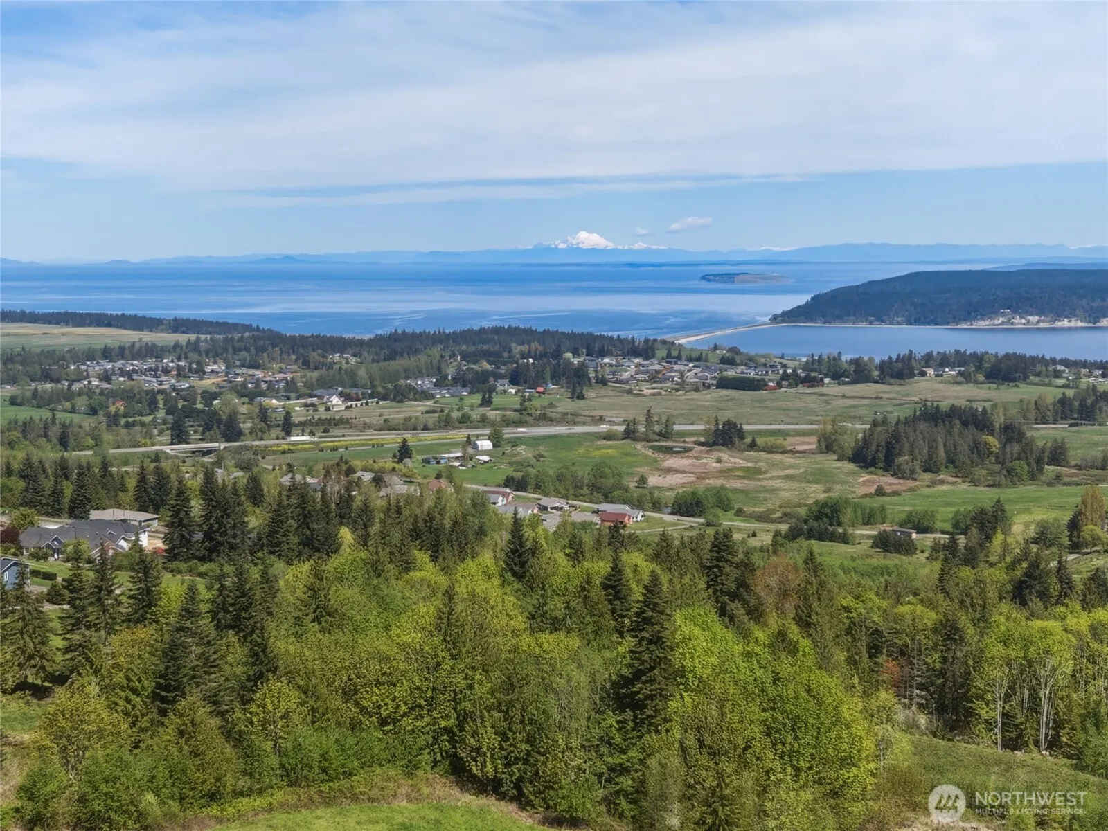 Property photo for 15 High View Way, Sequim photo 3