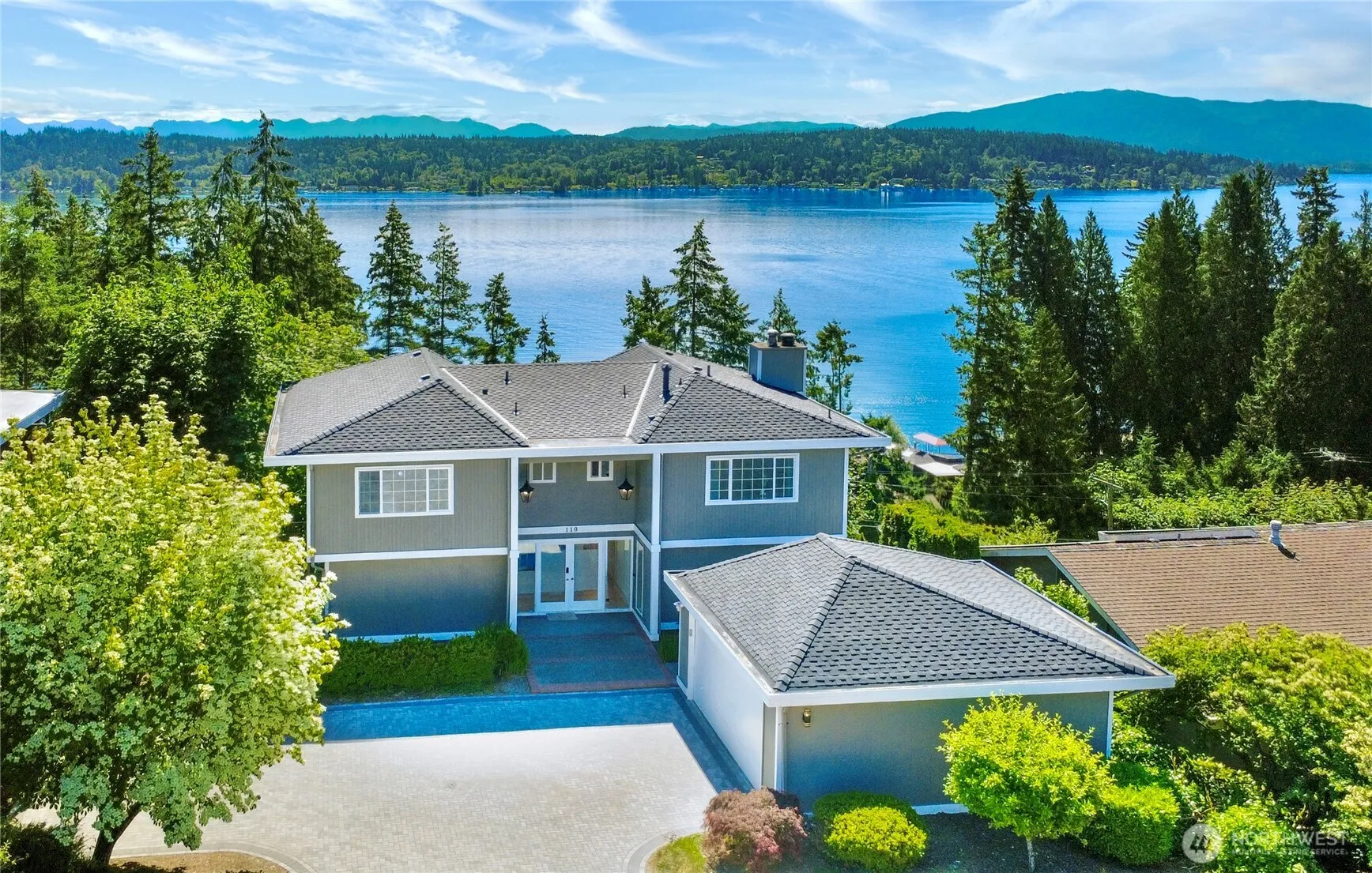 Property photo for 110 174th Place Ne, Bellevue
