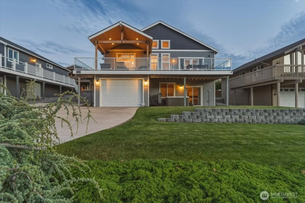 Property photo for 240 W Marine View Drive, Orondo photo 4