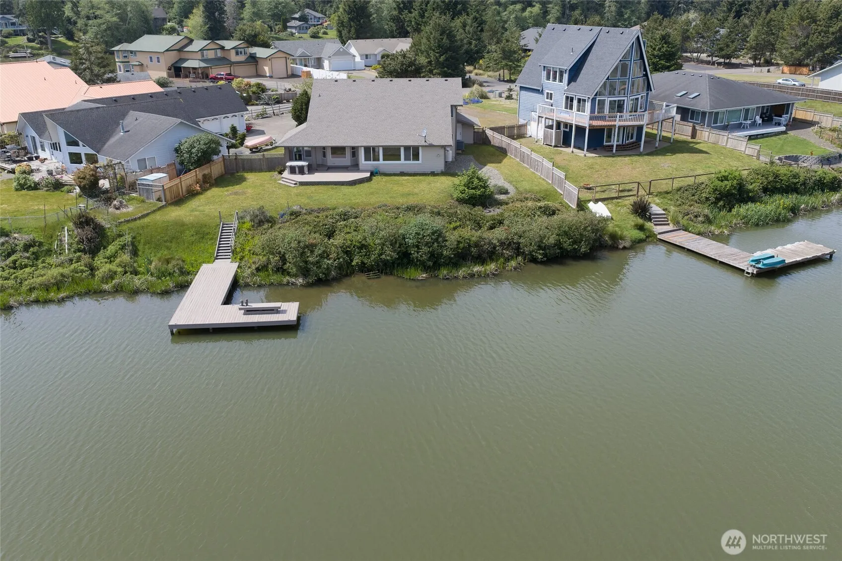 Property photo for 354 Wildwood Avenue Se, Ocean Shores