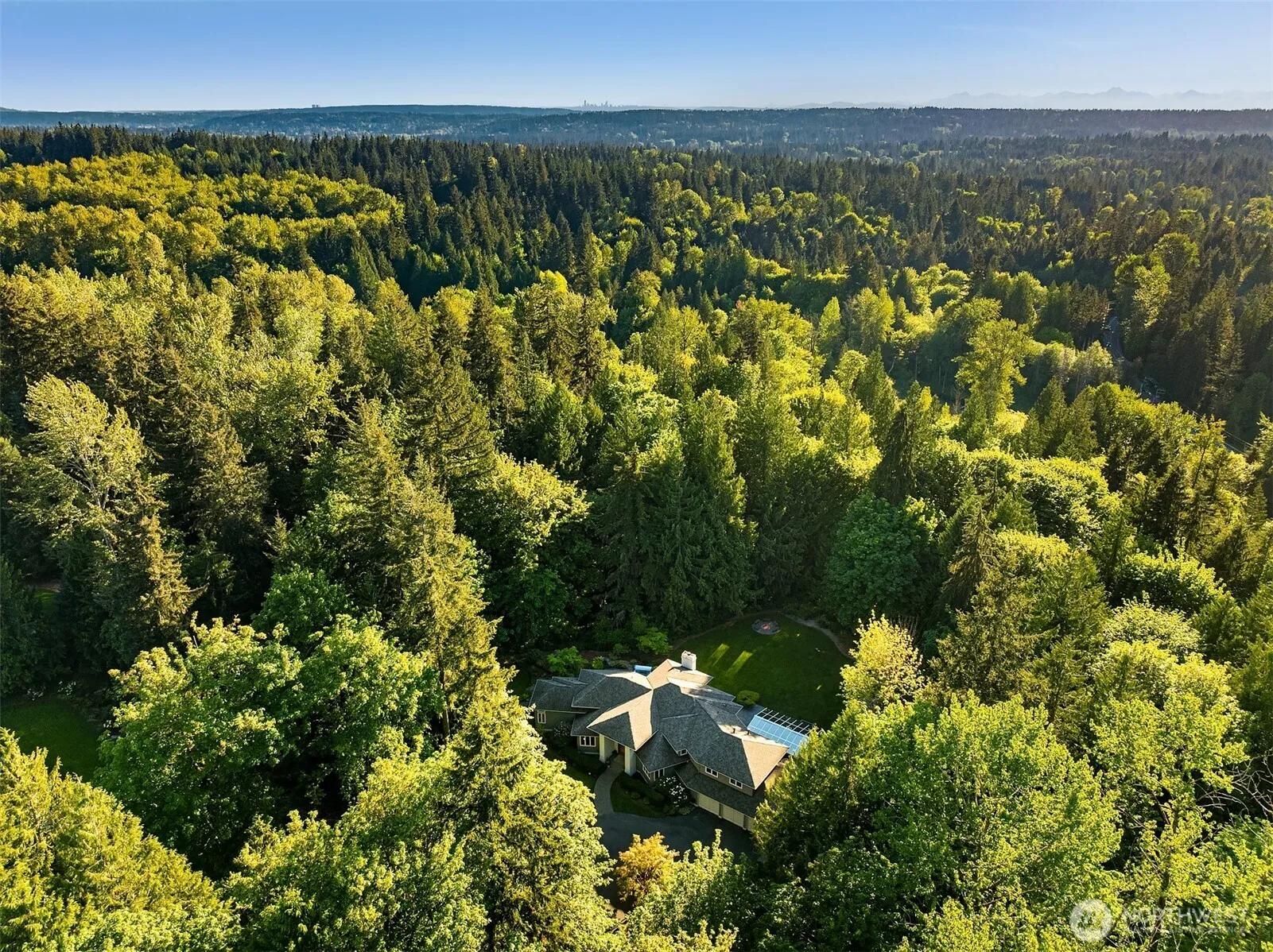 Property photo for 16915 226th Avenue Ne, Woodinville photo 4