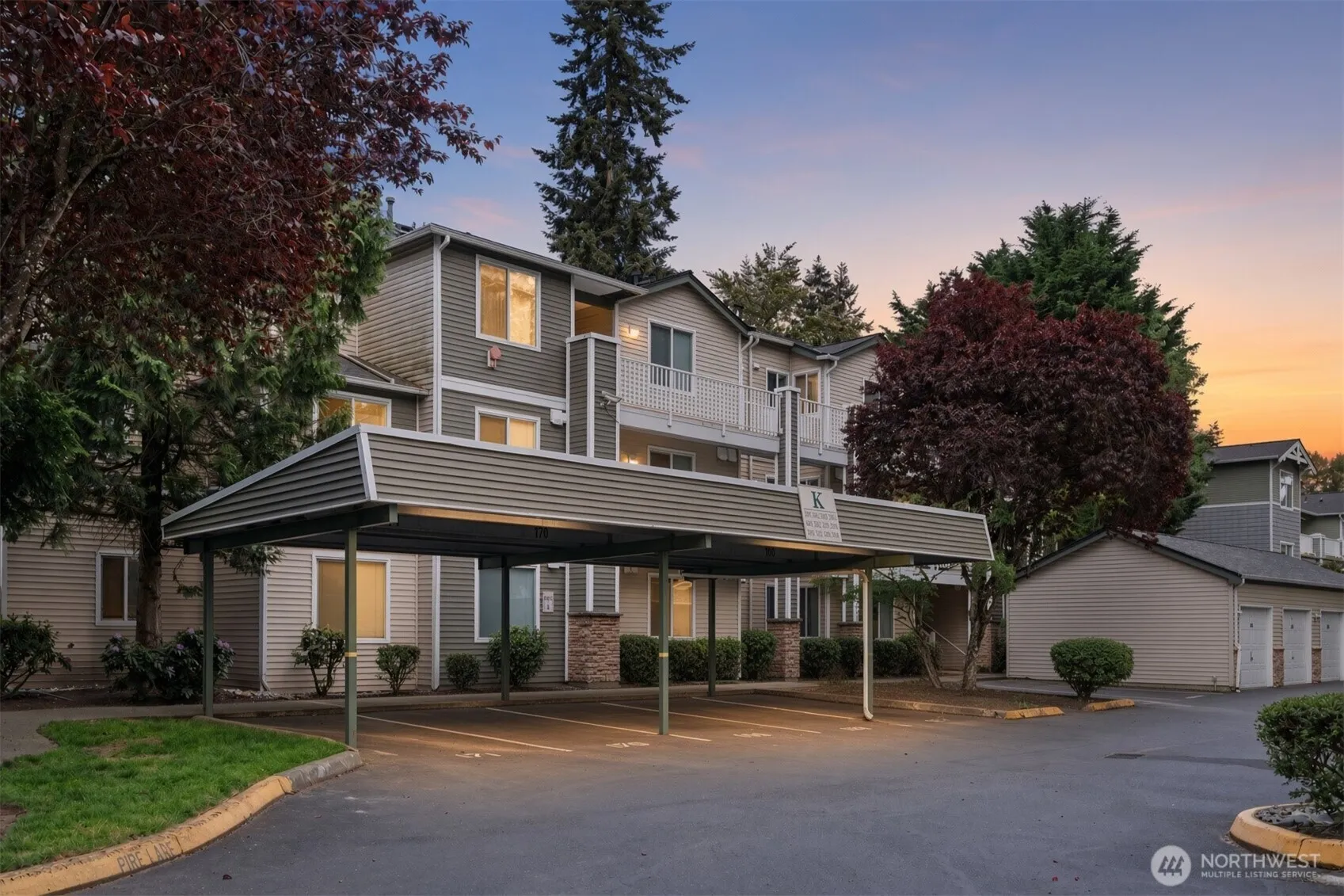 Property photo for 12530 Admiralty Way #k204, Everett