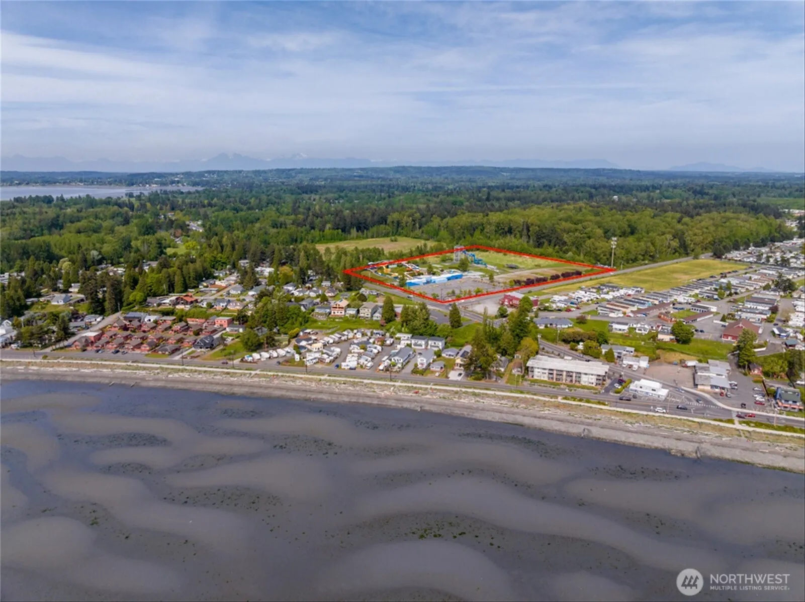 Property photo for 4874 Birch Bay-lynden Road, Birch Bay photo 5