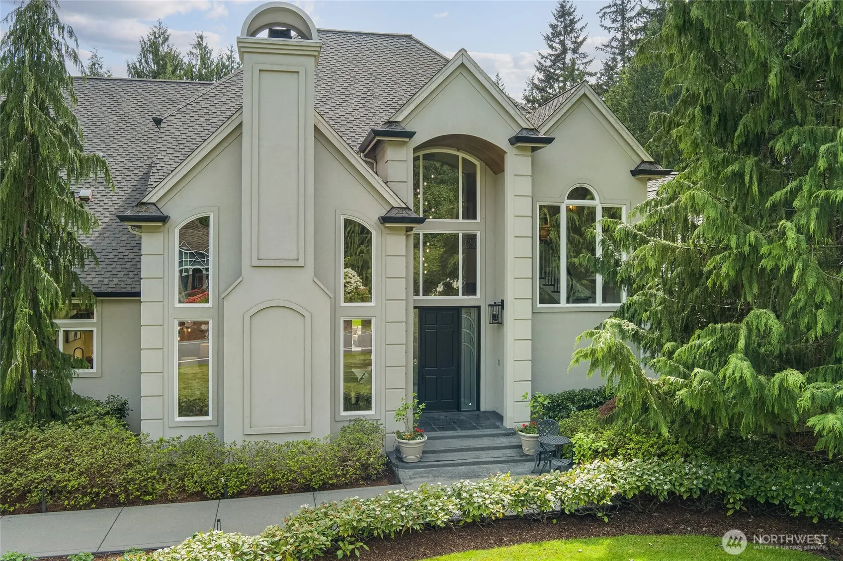 Property photo for 8218 229th Place Se, Woodinville photo 2