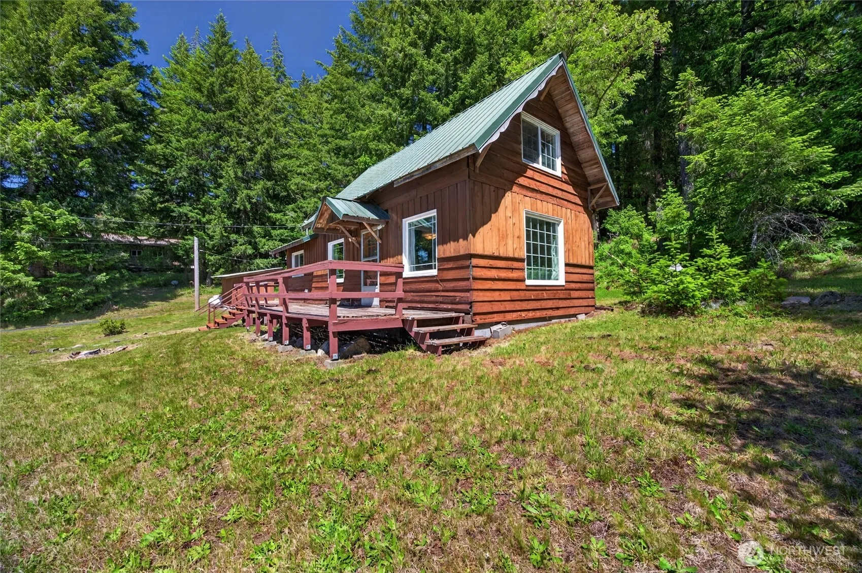 Property photo for 121 Powerhouse Road, Packwood photo 2