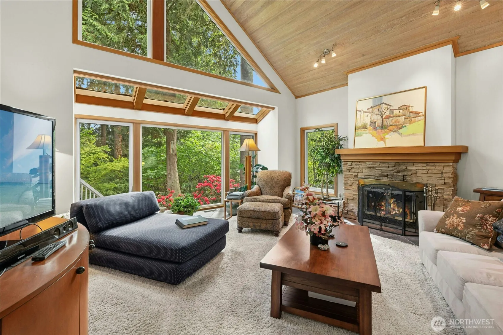 Property photo for 11750 73rd Place Ne, Kirkland photo 2