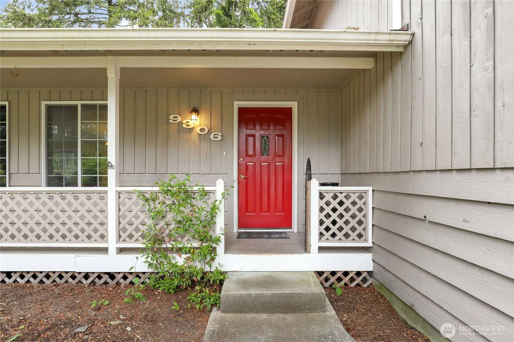 Property photo for 9306 Northwood Drive Se, Olympia photo 3