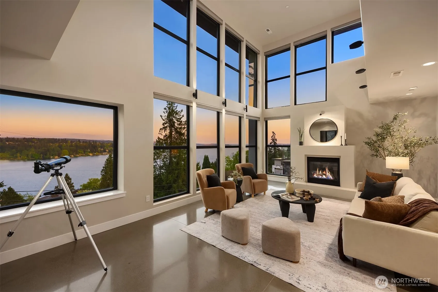 Property photo for 8902 Ne 117th Place, Kirkland