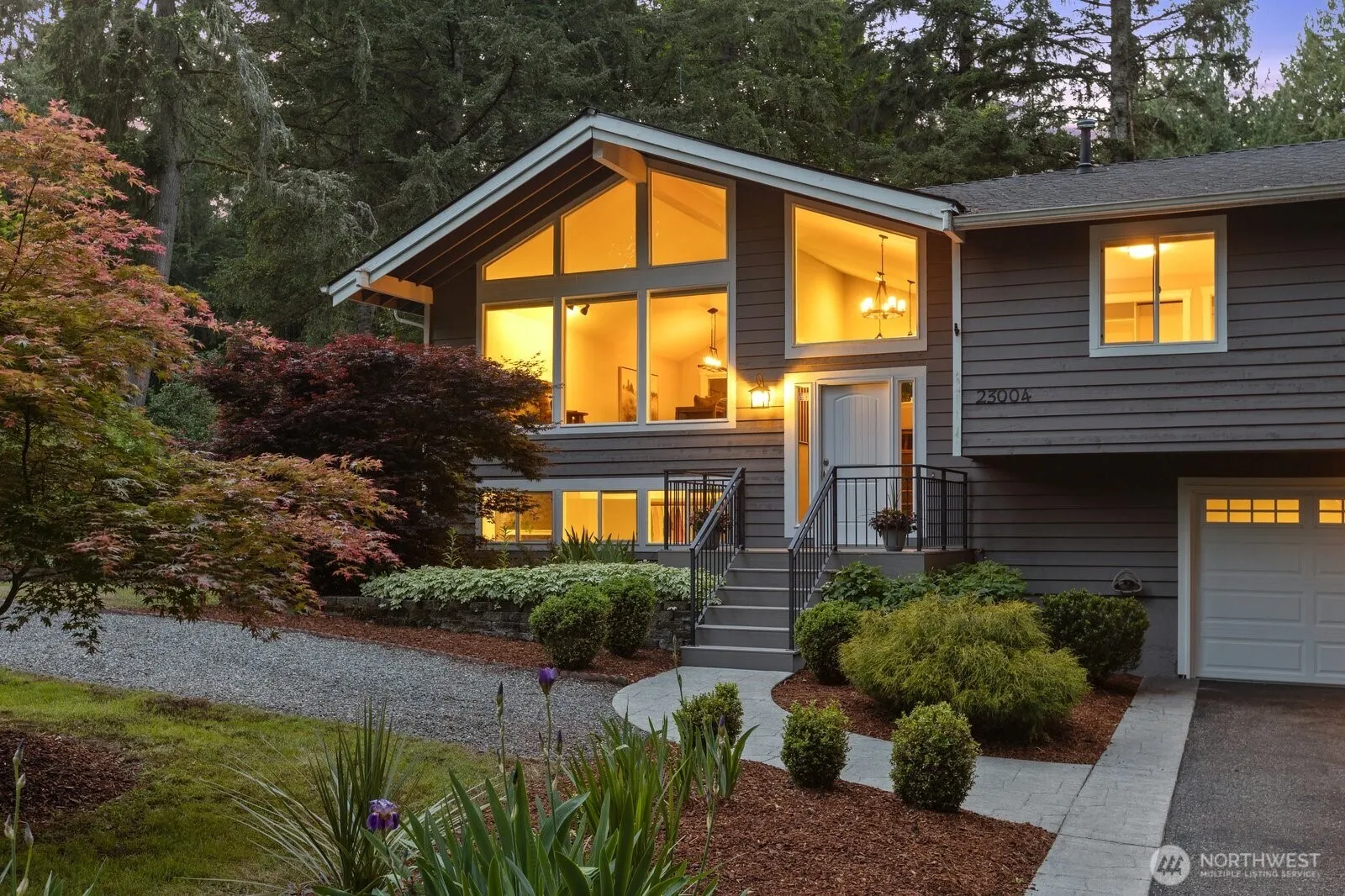 Property photo for 23004 Ne 64th Street, Redmond photo 5