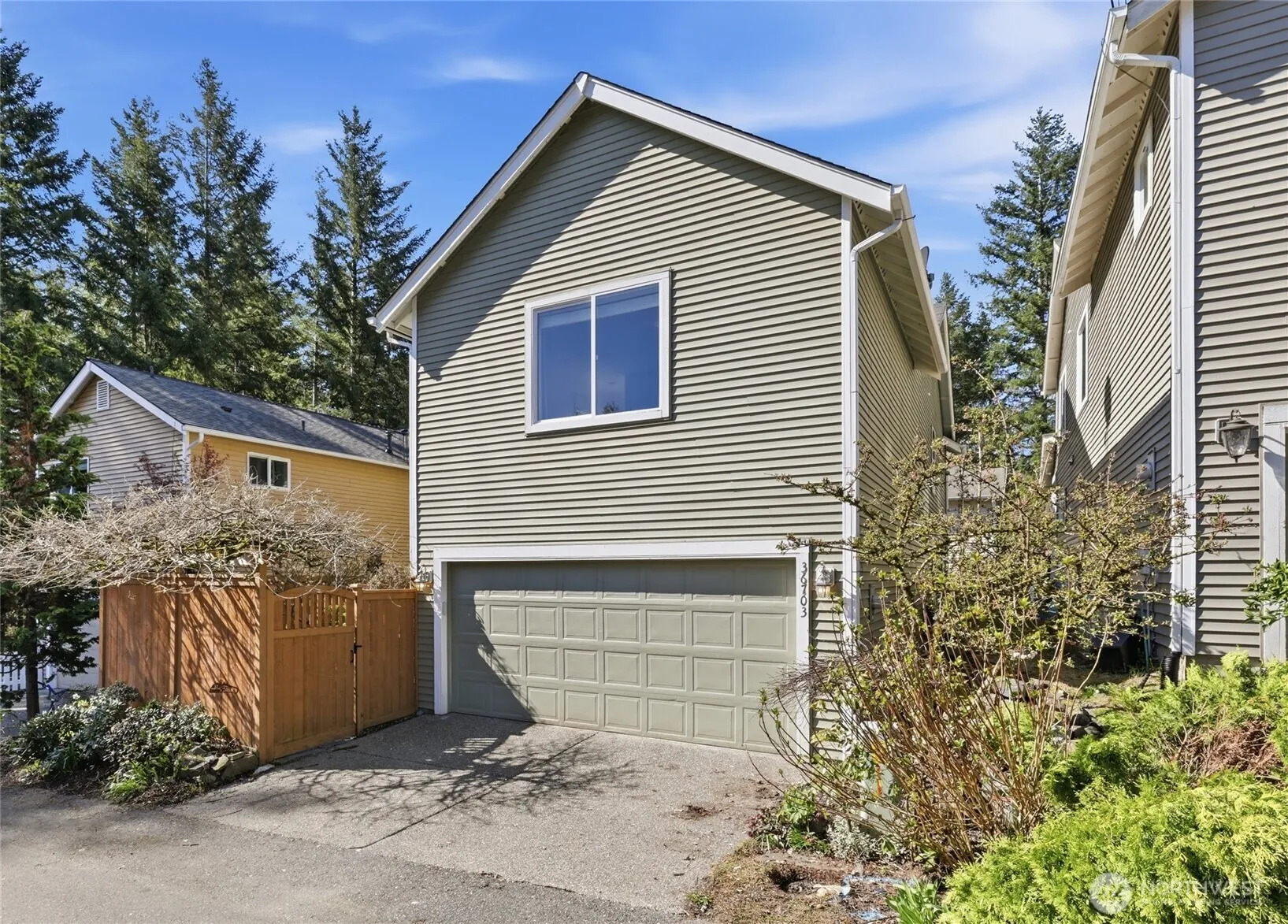 Property photo for 36703 Se Gravenstein Court, Snoqualmie photo 2
