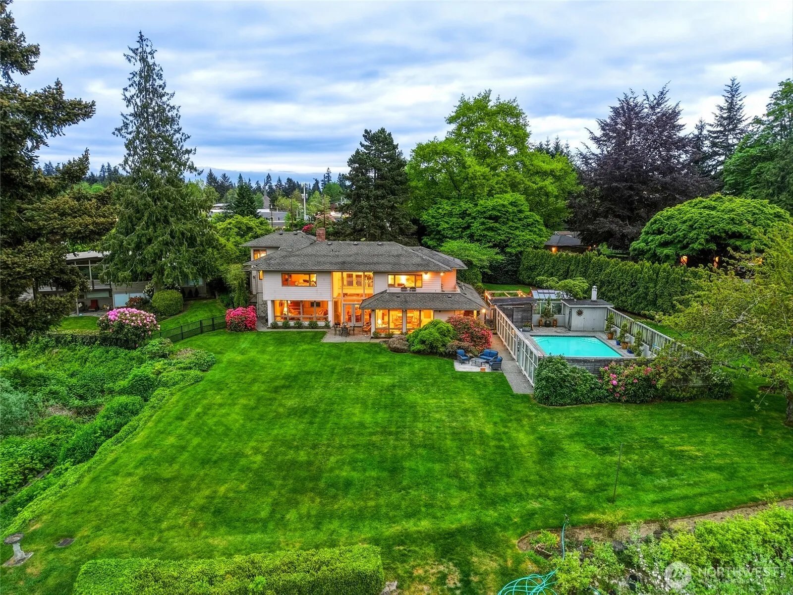 Property photo for 250 Heather Road, Everett