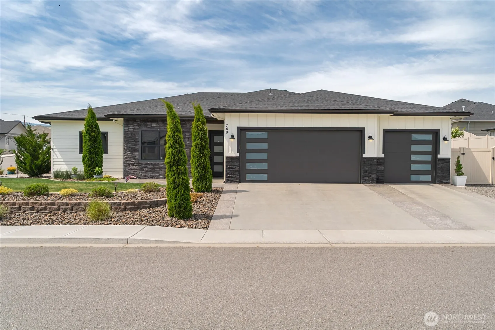 Property photo for 760 S Perry Avenue, East Wenatchee