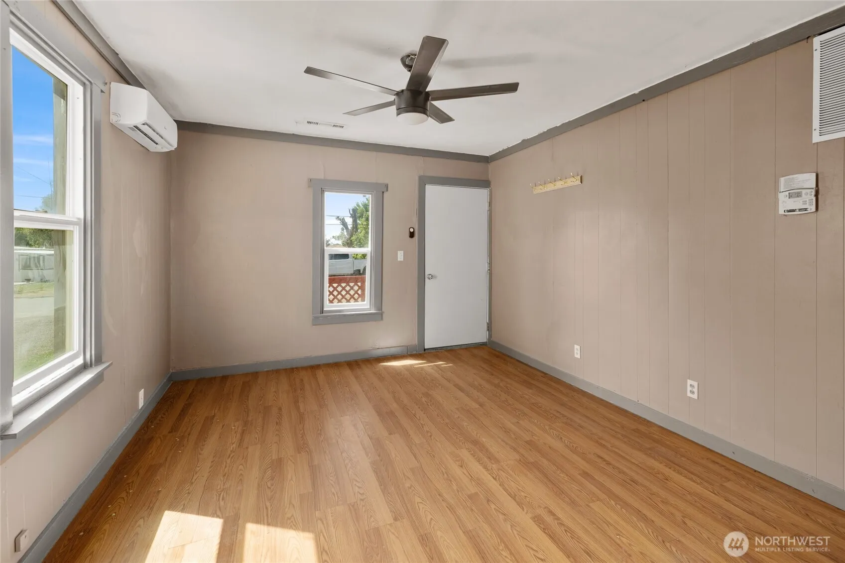 Property photo for 208 N Spokane Street, Kittitas photo 4