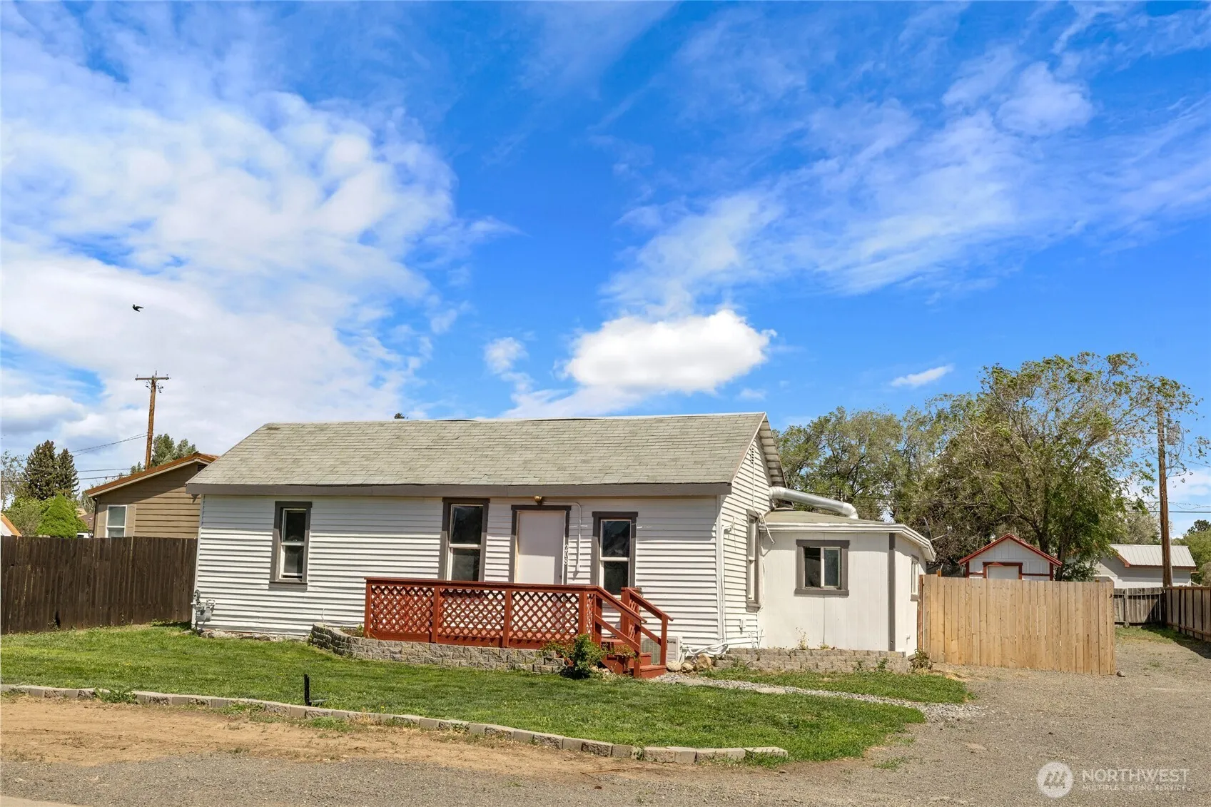 Property photo for 208 N Spokane Street, Kittitas photo 2