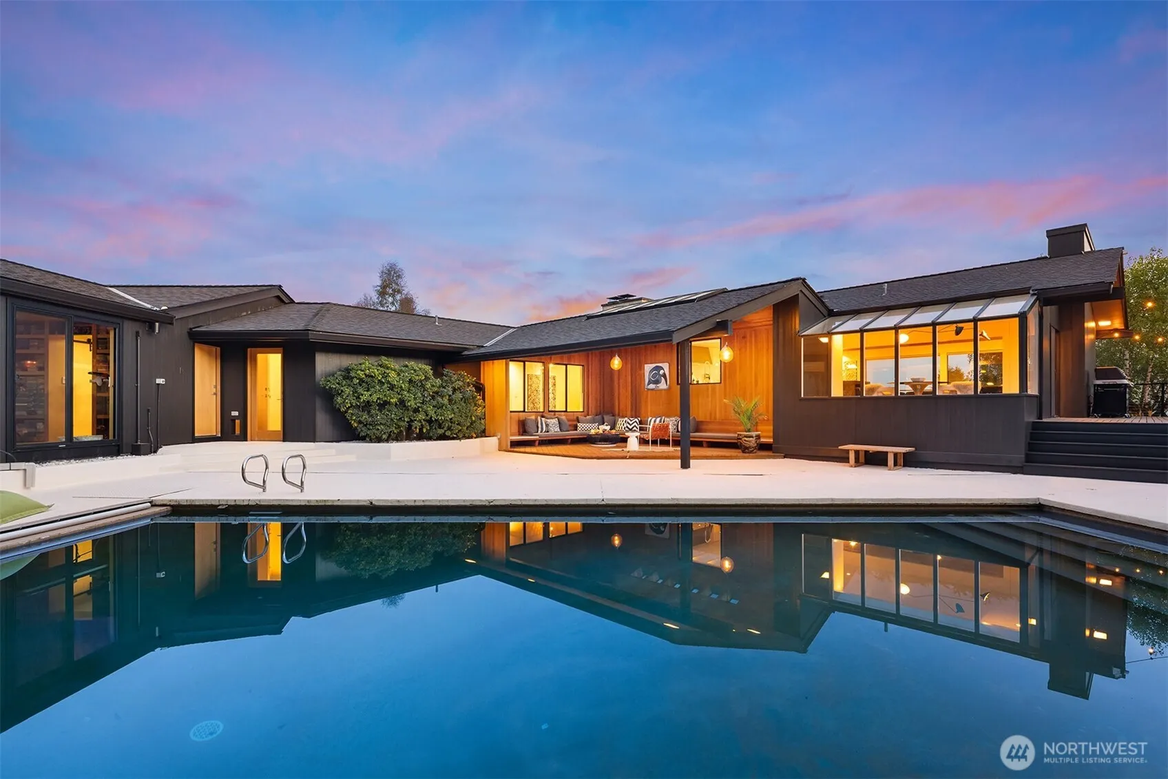9242 Ne 14th Street, Clyde Hill