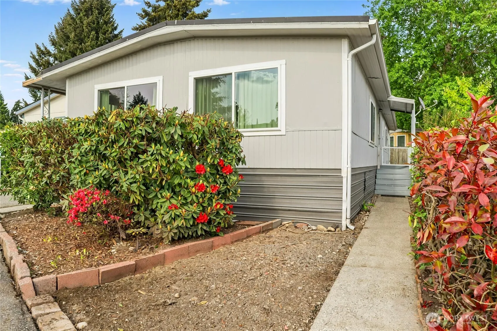 Property photo for 7301 Ne 175th Street #215, Kenmore photo 3