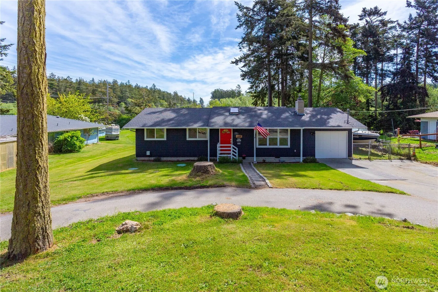 Property photo for 1986 Peacock Lane, Oak Harbor