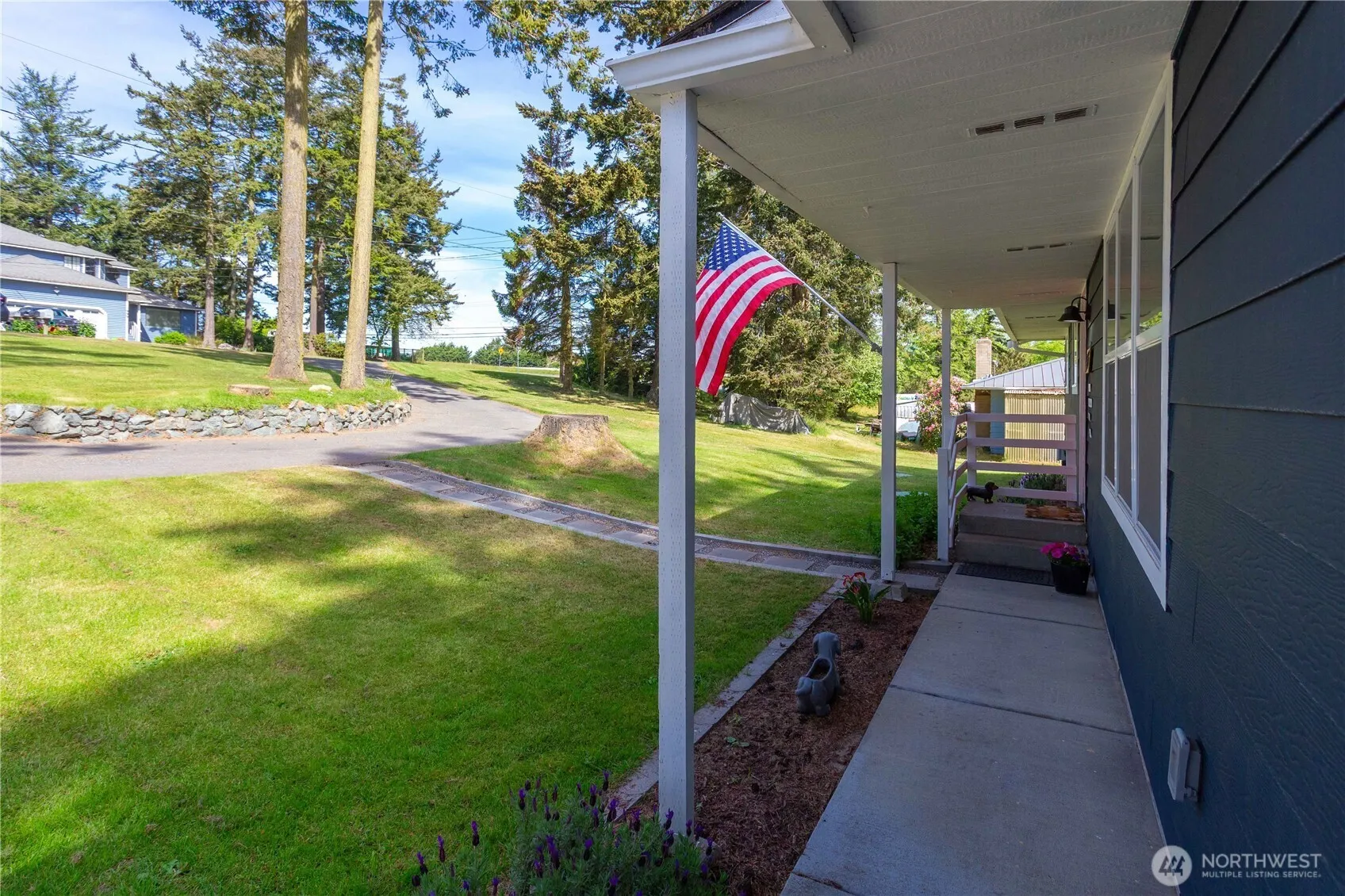 Property photo for 1986 Peacock Lane, Oak Harbor photo 5