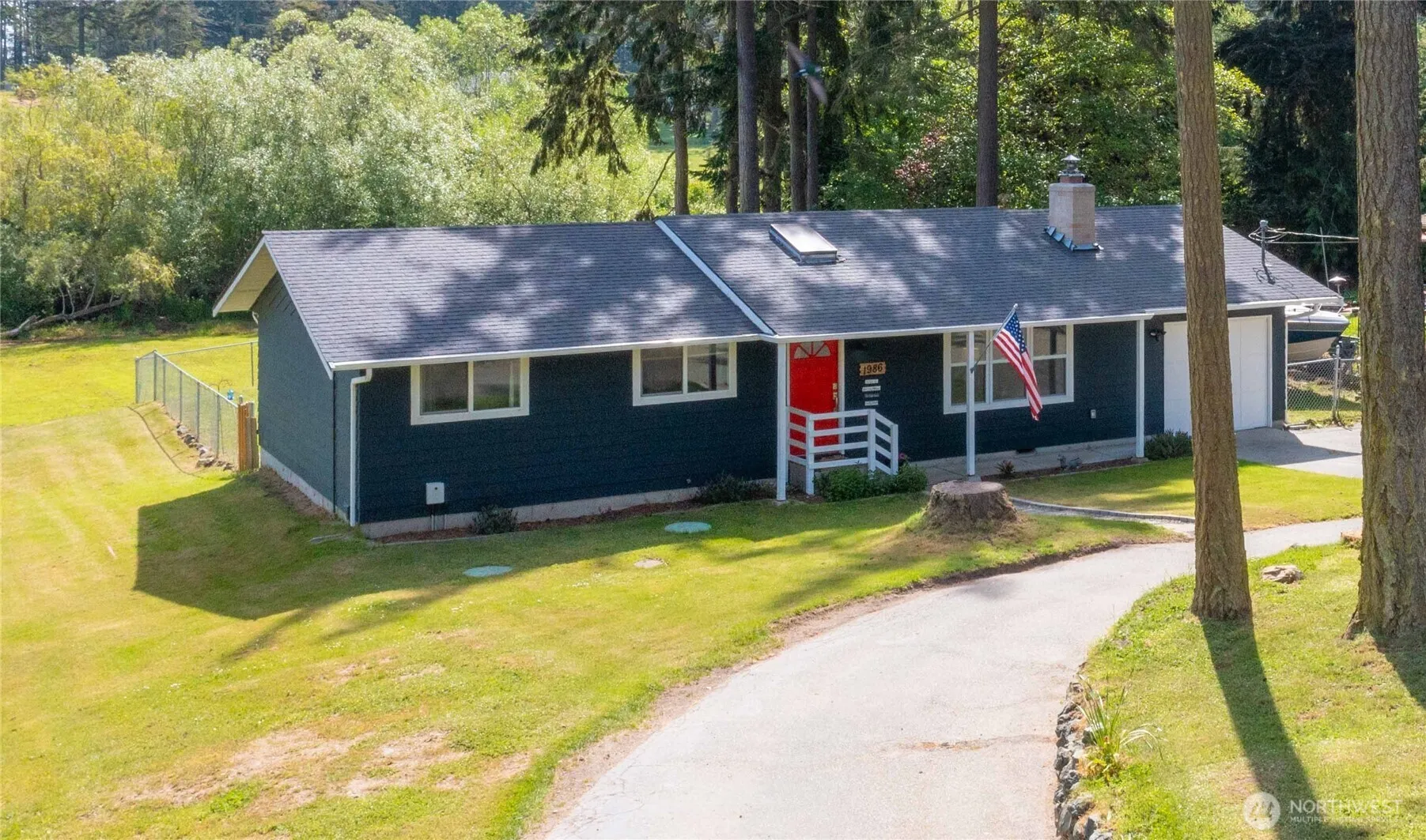 Property photo for 1986 Peacock Lane, Oak Harbor photo 3