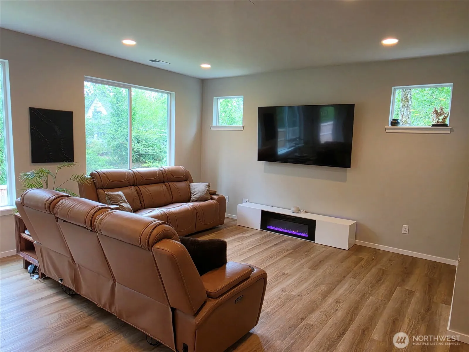 Property photo for 2336 Mookie Lane Ne, Olympia photo 3