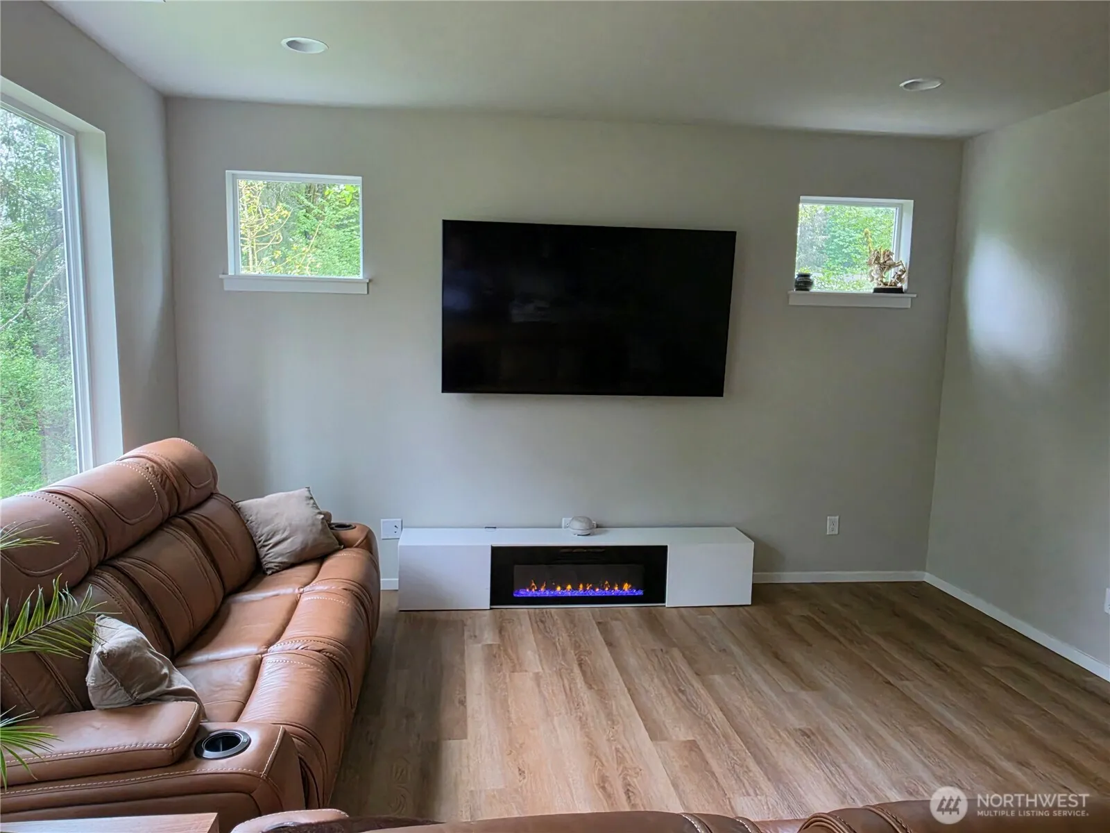 Property photo for 2336 Mookie Lane Ne, Olympia photo 4
