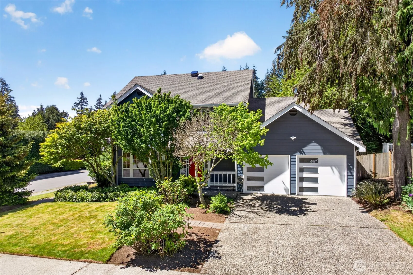 Property photo for 13505 174th Avenue Ne, Redmond photo 3